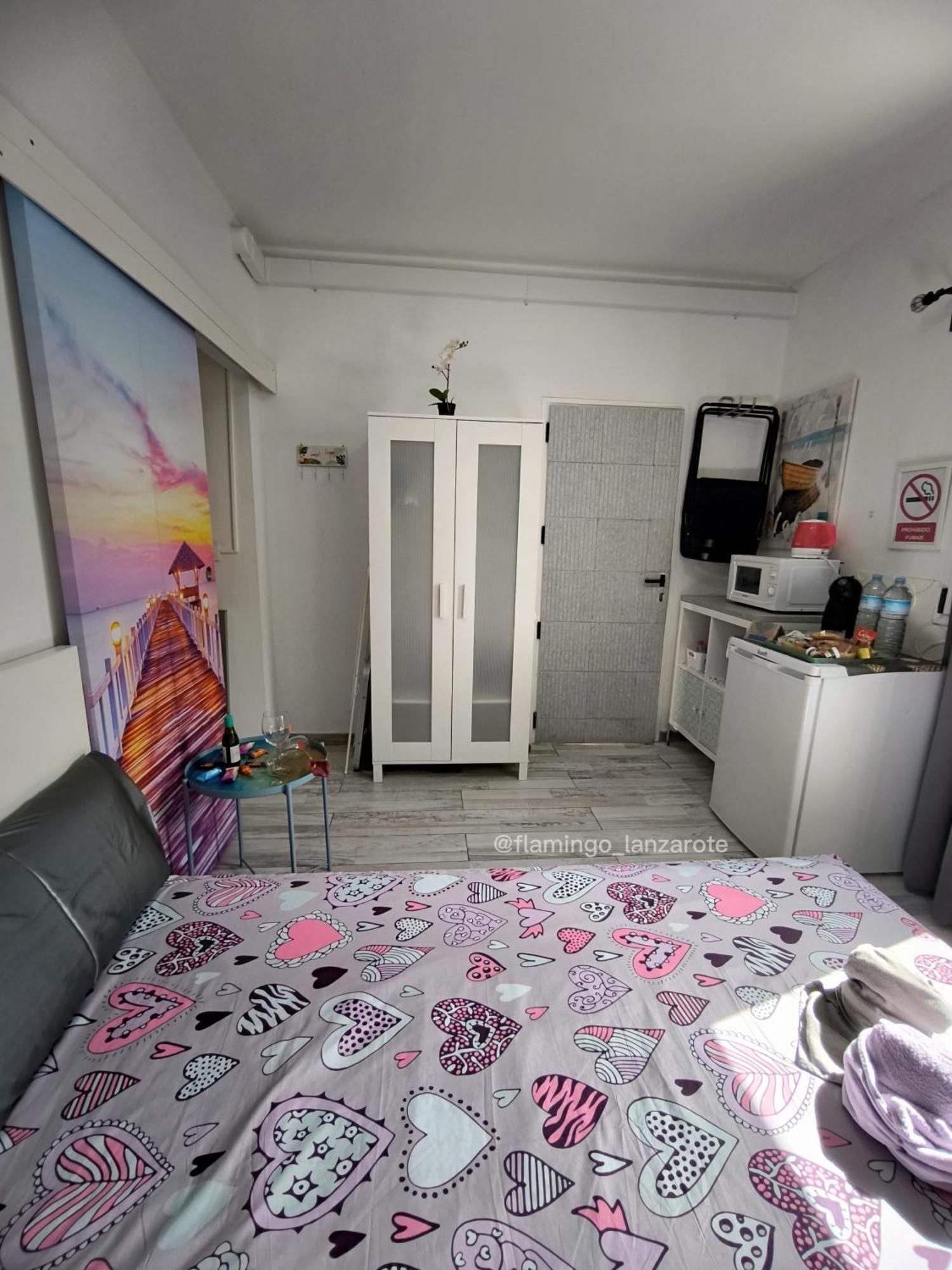 Habitacion Flamingo, Entrada Privada Y Bano Privado En Suite By Flamingo House, No Fumadores Арресифе Экстерьер фото