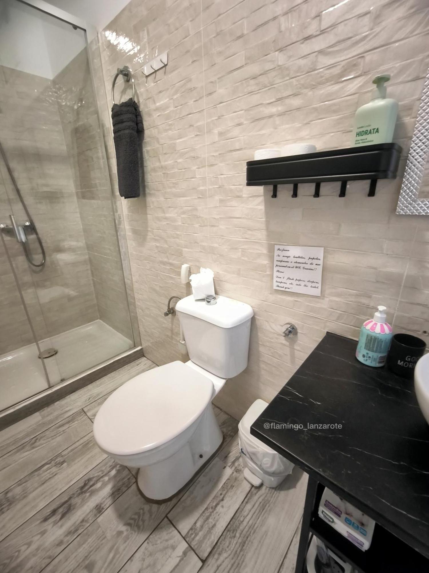 Habitacion Flamingo, Entrada Privada Y Bano Privado En Suite By Flamingo House, No Fumadores Арресифе Экстерьер фото